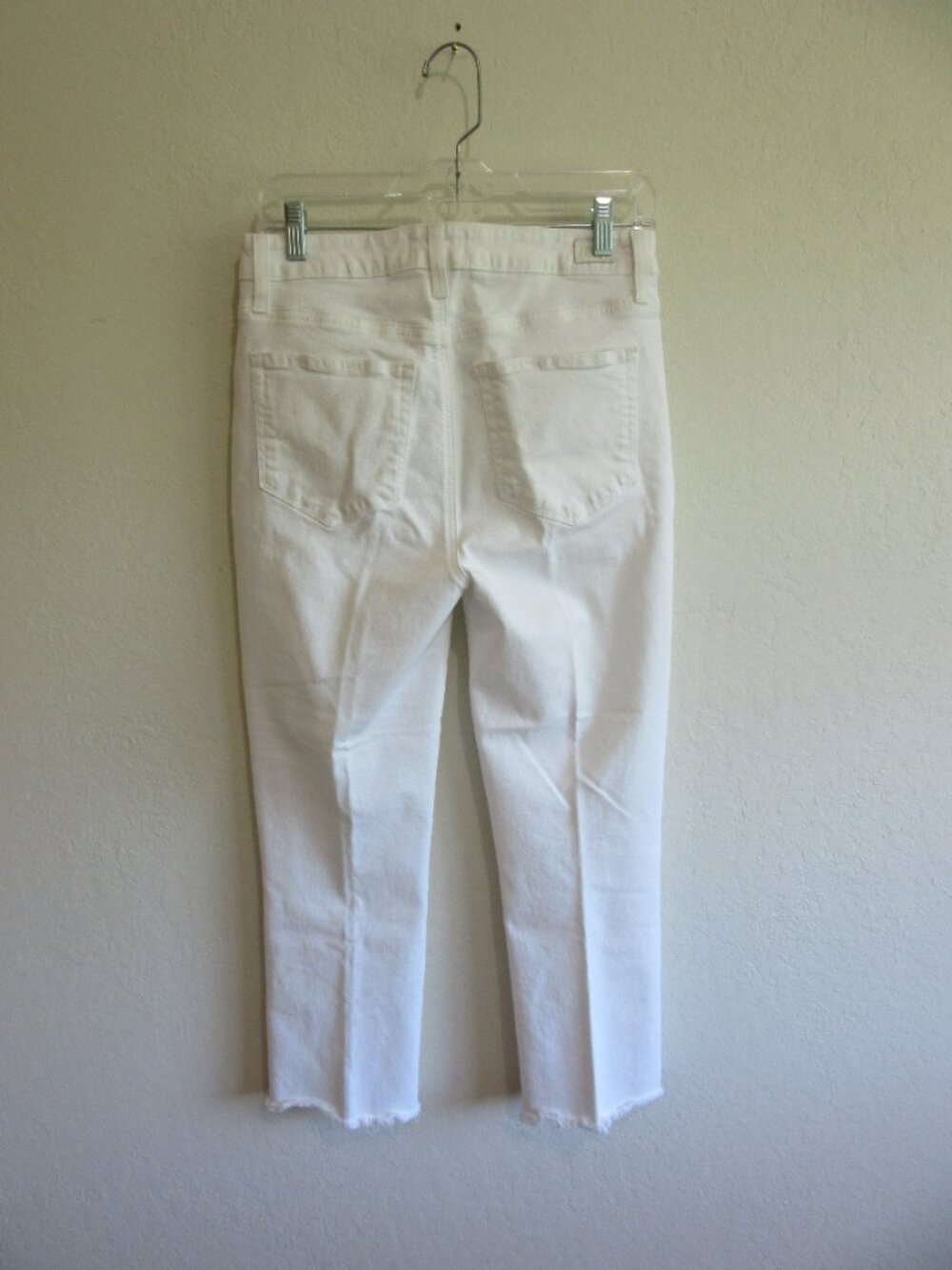 PAIGE White Cindy Crop 29 Raw Edge Denim Jeans - Picture 2 of 4